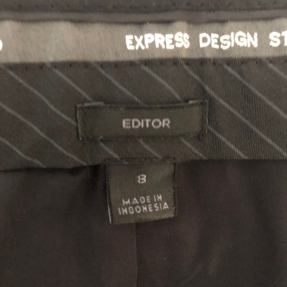 Express Pant Suit. Black/Gray Plaid Size 8 - Picture 15 of 16